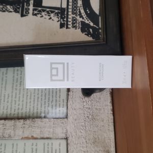 U Beauty 30 ml 1 oz Resurfacing Compound Skincare